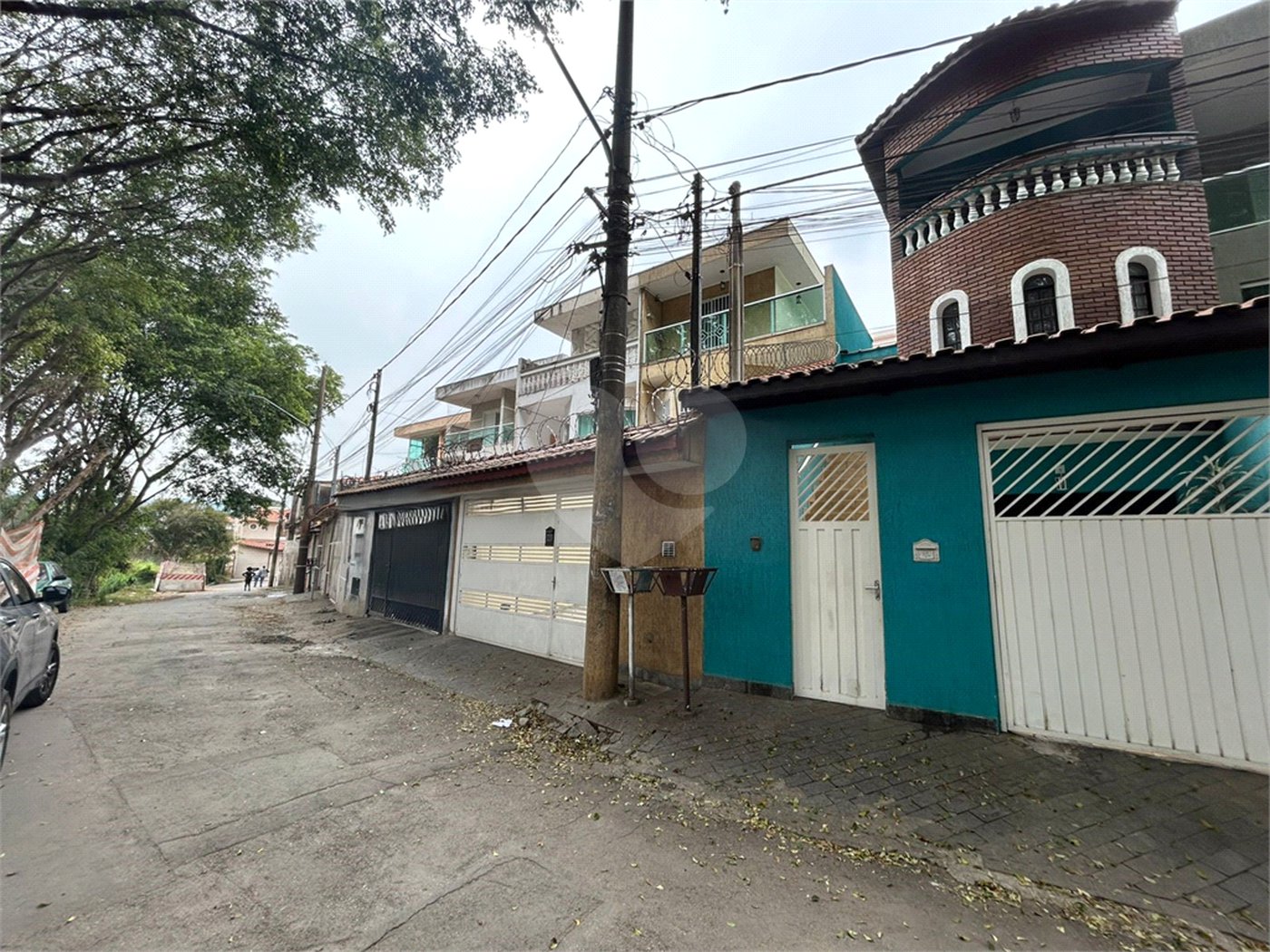 Sobrado à venda com 3 quartos, sendo 1 suíte, em Tremembé, São Paulo, SP