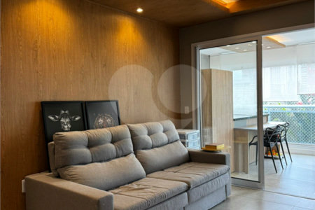 Apartamento à venda com 2 quartos, sendo 1 suíte, em Água Branca, São Paulo, SP
