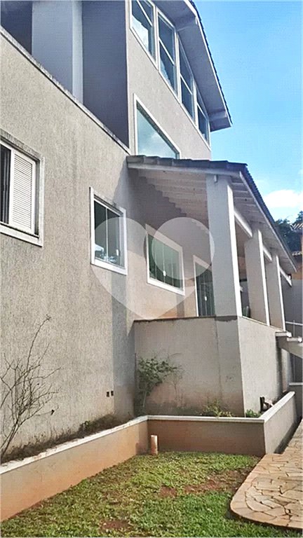 Casa à venda com 3 suítes no condomínio Sausalito, Mairiporã - SP
