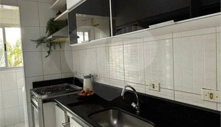 Apartamento à venda com 3 quartos, sendo 1 suíte,  em Socorro, Mogi das Cruzes, SP