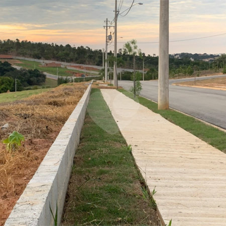 Terreno à venda no condomínio Jardim Residencial Helena Maria, Sorocaba - SP