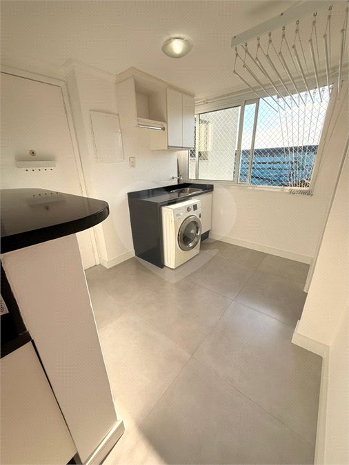 Apartamento à venda com 3 quartos, sendo 1 suíte,  em Parque Santana, Mogi das Cruzes, SP