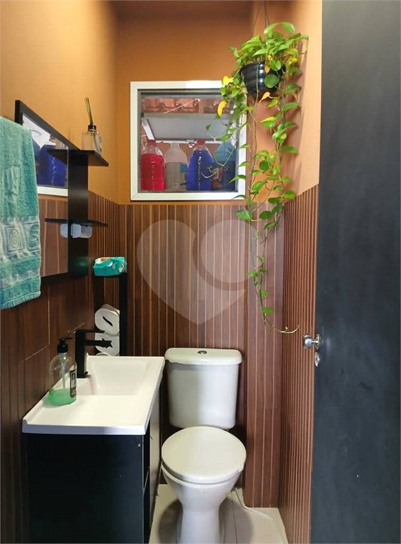 Casa à venda com 2 quartos no condomínio Villa Caucaia, Cotia - SP