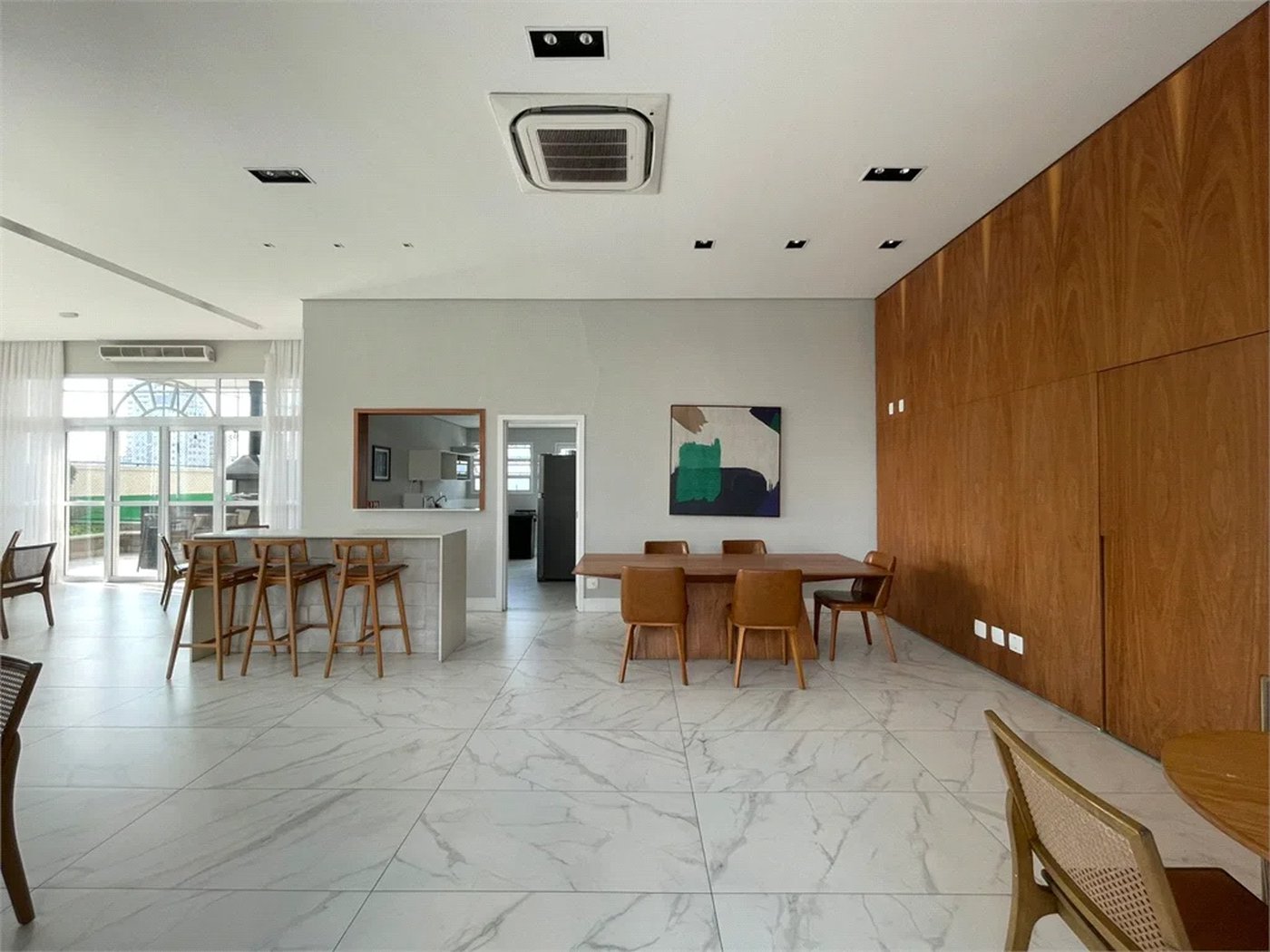 Apartamento à venda com 3 suítes em Vila Romana, São Paulo, SP