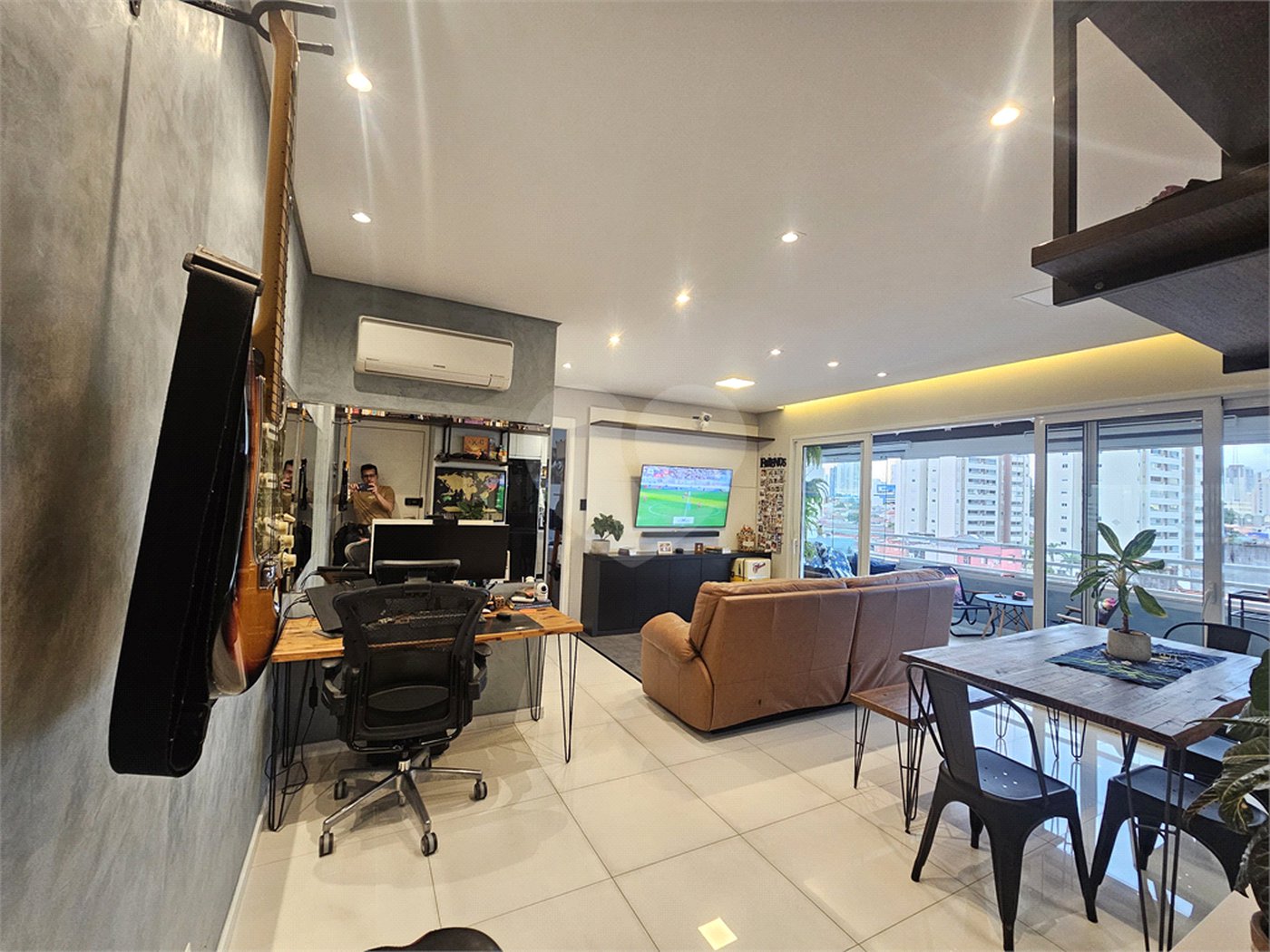 Apartamento à venda com 2 quartos, sendo 1 suíte,  em Tatuapé, São Paulo, SP