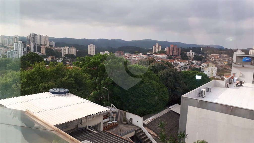 Sobrado à venda com 3 suítes em Água Fria, São Paulo, SP