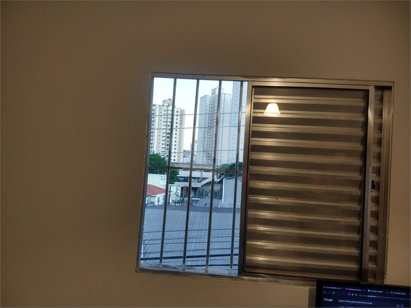 Sobrado à venda com 3 quartos, sendo 1 suíte, em Parada Inglesa, São Paulo, SP