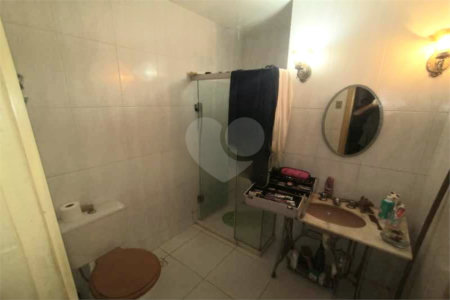 Casa à venda com 3 quartos, sendo 1 suíte, em Botafogo, Rio de Janeiro, RJ