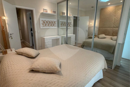 Triplex à venda com 4 suítes em Santa Teresinha, São Paulo, SP