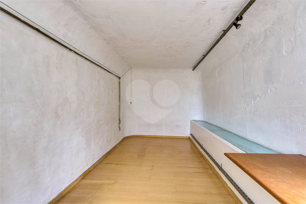 Casa de Vila à venda ou para alugar com 4 quartos, sendo 1 suíte, em Granja Julieta, São Paulo, SP