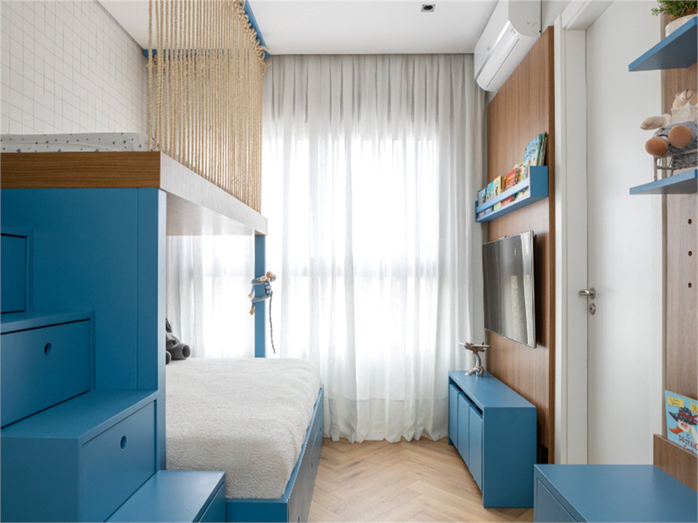 Apartamento à venda com 5 quartos, sendo 4 suítes, em Jardim Paulista, São Paulo, SP