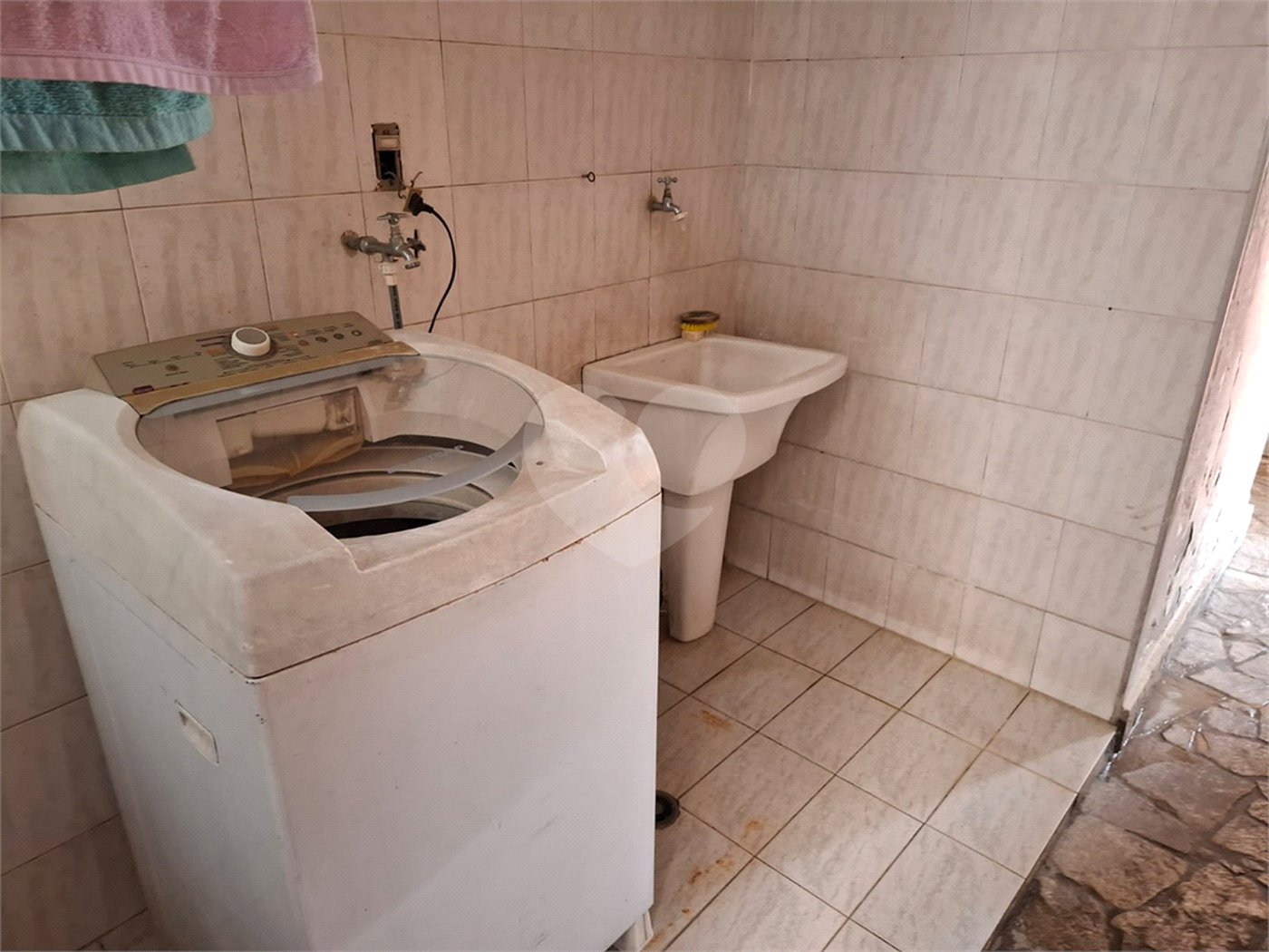 Casa à venda com 4 quartos, sendo 3 suítes, em Jardim São Bento, São Paulo, SP