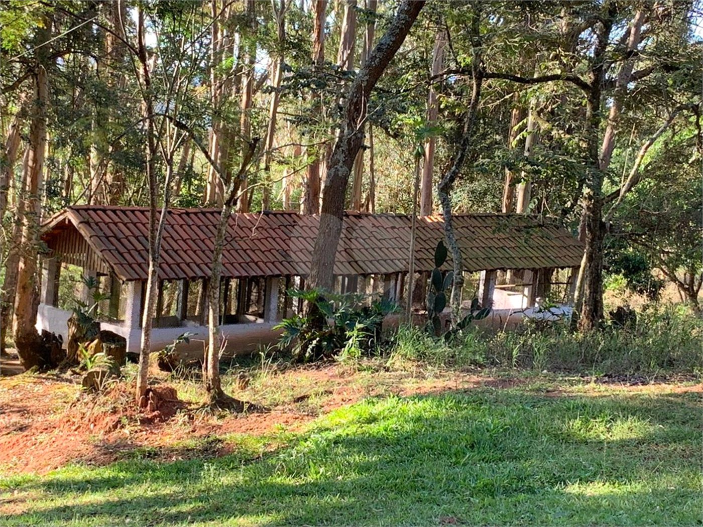 Casa à venda com 4 quartos, sendo 1 suíte, em Portal das Pedras-canedos (batatuba), Piracaia, SP