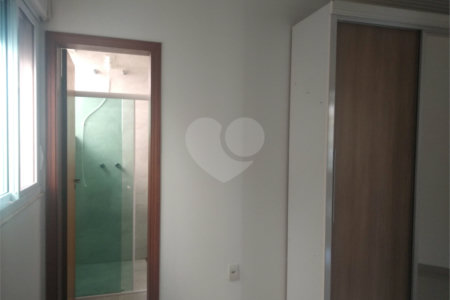 Casa à venda com 4 quartos, sendo 3 suítes, no condomínio Ibiti Royal Park, Sorocaba - SP