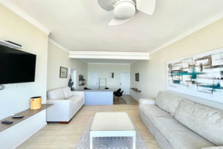 Apartamento Frente Mar com 4 Quartos para Venda ou Locação em Pitangueiras – Guarujá/SP