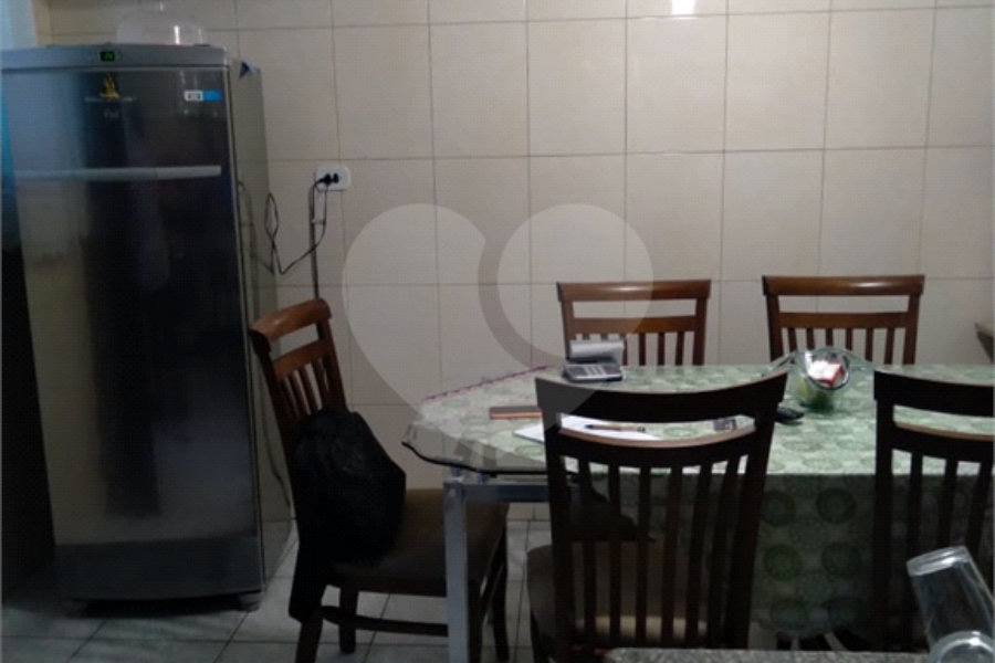 Casa Térrea à venda com 3 quartos, sendo 1 suíte, em Vila Galvão, Guarulhos, SP