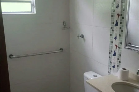 Sobrado à venda com 5 quartos em Vila Arriete, São Paulo, SP