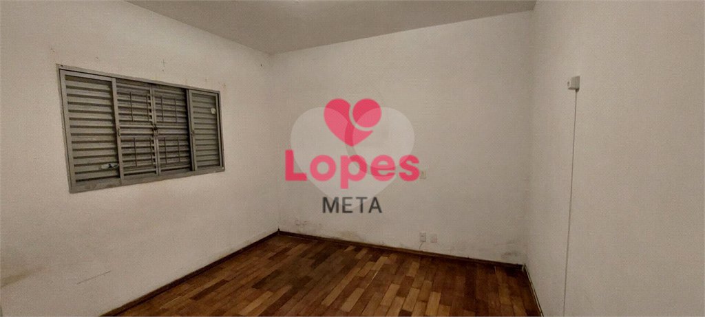 Casa à venda com 3 quartos, sendo 2 suítes, em Jardim das Indústrias, São José dos Campos, SP