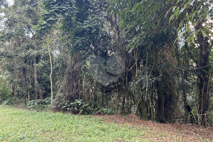 Terreno à venda no condomínio Alpes da Cantareira, Mairiporã - SP