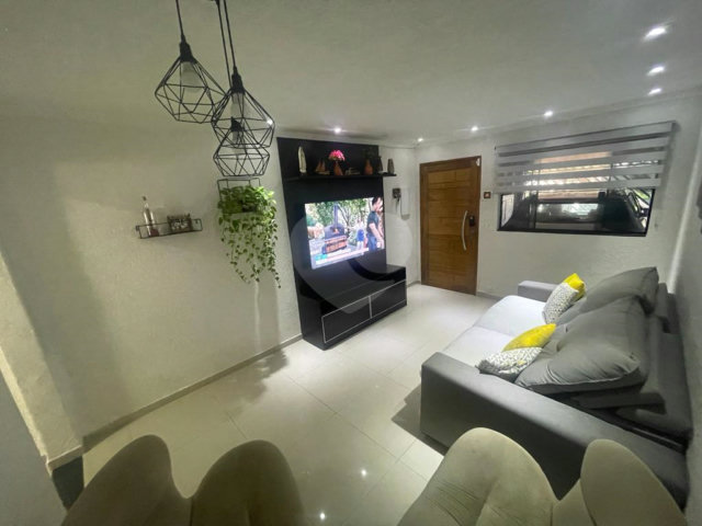 Casa à venda com 2 suítes em Vila Guilherme, São Paulo, SP