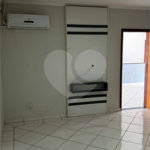 Casa à venda com 8 quartos, sendo 3 suítes,  no condomínio Terras de Santa Rosa, Salto - SP