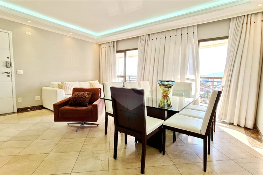 Apartamento à venda com 3 suítes em Santa Terezinha, São Paulo, SP