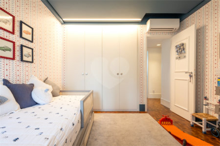 Apartamento à venda com 3 quartos, sendo 1 suíte, em Cerqueira César, São Paulo, SP