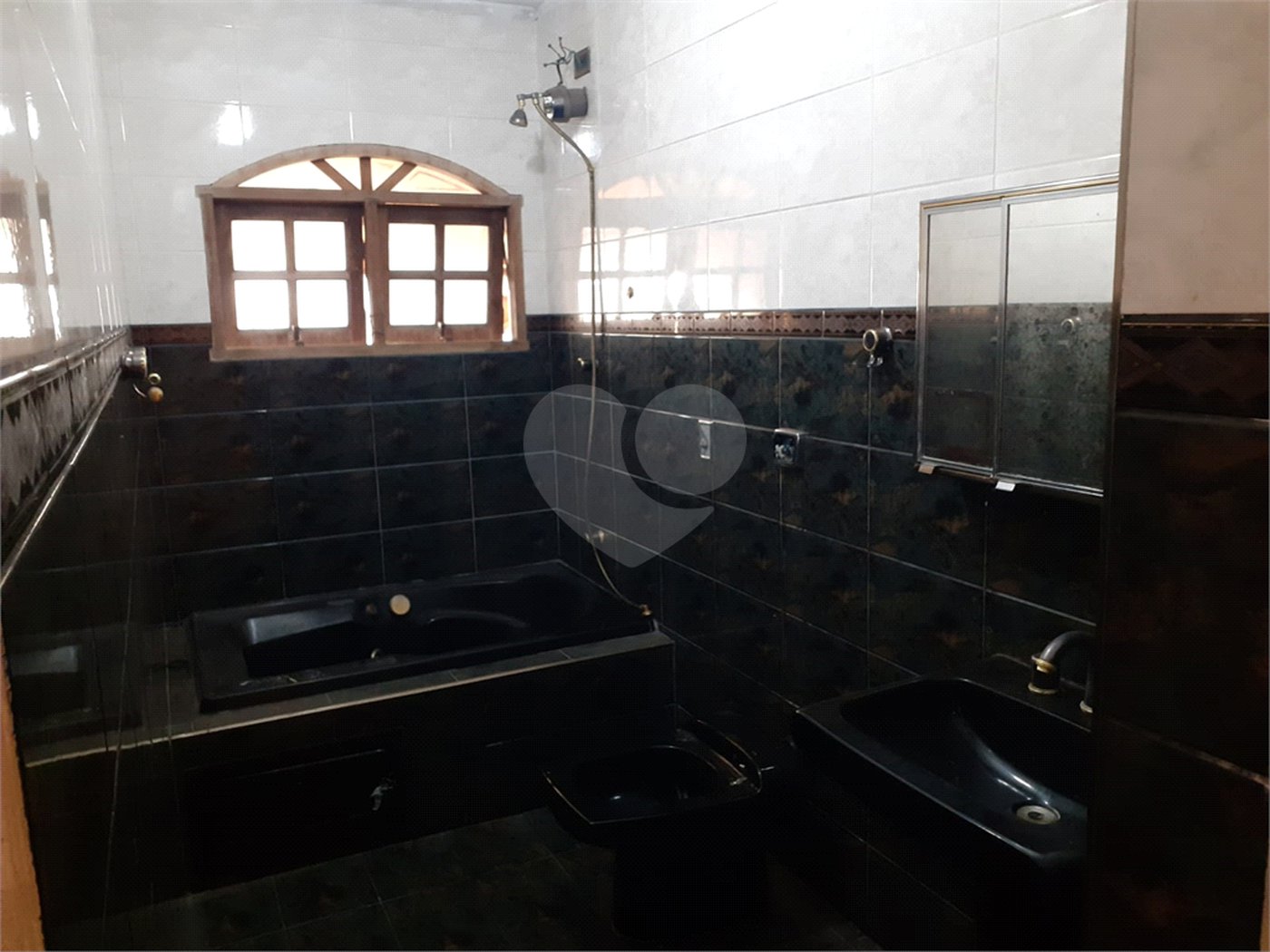 Sobrado à venda com 5 quartos, sendo 1 suíte, em Vila Amália (zona Norte), São Paulo, SP