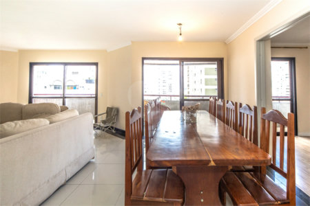 Apartamento à venda com 3 suítes em Alto da Boa Vista, São Paulo, SP