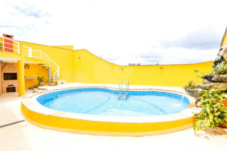Casa à venda com 4 quartos, sendo 1 suíte, em Jardim Franca, São Paulo, SP