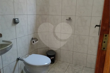 Sobrado à venda com 6 quartos, sendo 2 suítes, em Balneário Stella Maris, Peruíbe, SP