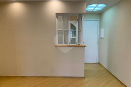 Apartamento para alugar com 3 quartos, sendo 1 suíte,  em Vila Hamburguesa, São Paulo, SP
