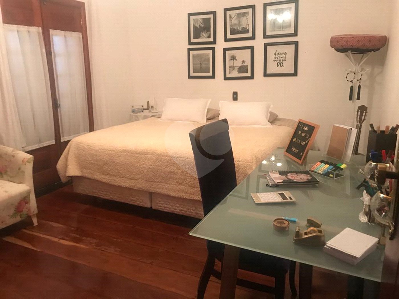 Sobrado à venda ou para alugar com 4 suítes em Serra da Cantareira, Mairiporã, SP