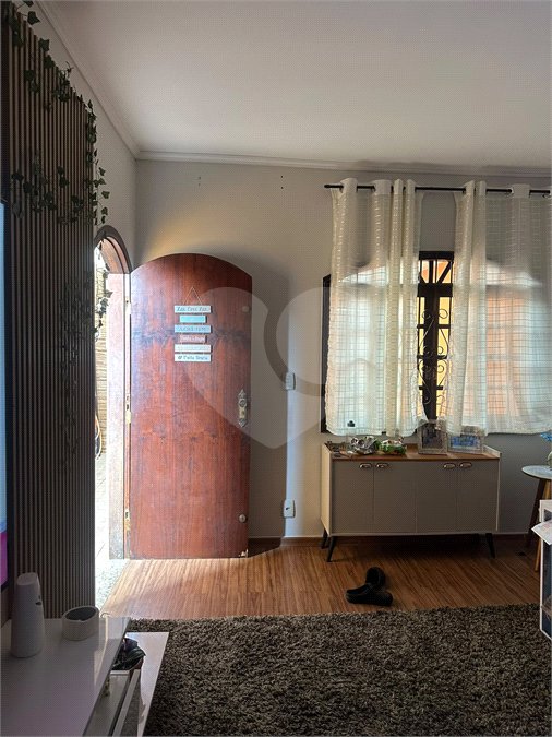 Sobrado com 4 Quartos à venda, 250m² - Jardim Líbano