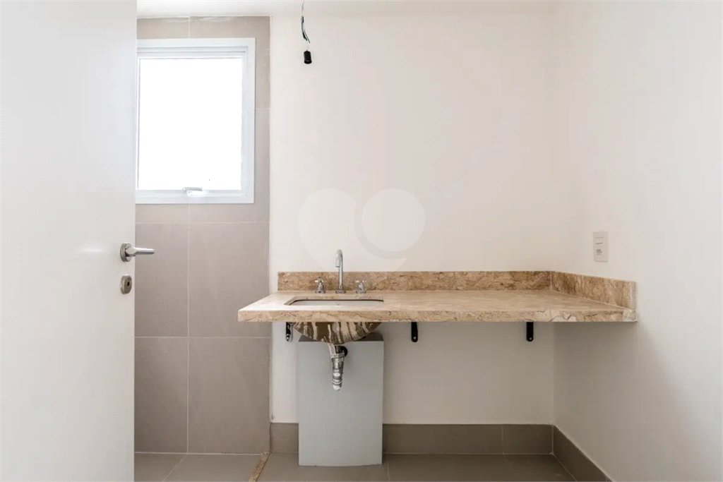 Apartamento à venda com 3 suítes em Jardim Dom Bosco, São Paulo, SP