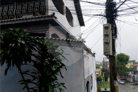 Casa à venda com 3 quartos, sendo 1 suíte, em Campo Grande, Rio de Janeiro, RJ