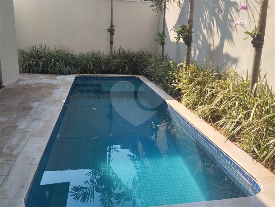 Casa à venda com 3 suítes em Jardim Salto Grande, Araraquara, SP