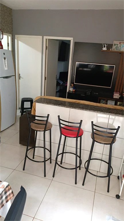 Casa à venda com 2 quartos no condomínio Villa Genova I, Cotia - SP