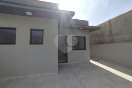Casa à venda com 3 quartos, sendo 2 suítes, em Cachoeirinha, Bom Jesus dos Perdões, SP