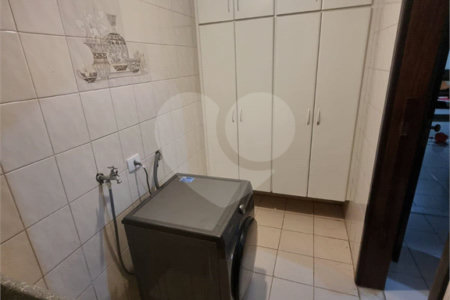 Casa à venda com 4 quartos, sendo 1 suíte, em Jardim Lídia, São Paulo, SP