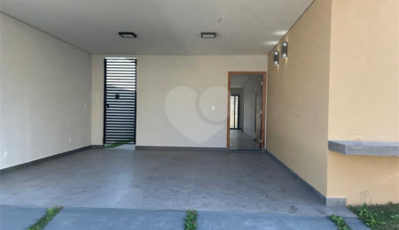 Casa à venda com 3 quartos, sendo 1 suíte,  em Portal do Bosque, Louveira, SP