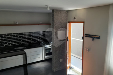 Casa à venda com 2 suítes no condomínio Residencial Matos, São Paulo - SP