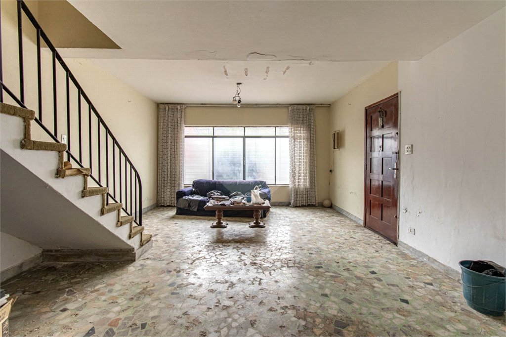 Sobrado à venda com 3 quartos em Vila Olímpia, São Paulo, SP
