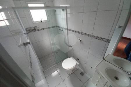 Sobrado à venda com 3 quartos, sendo 1 suíte, em Lar São Paulo, São Paulo, SP