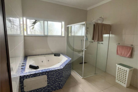 Casa à venda com 3 quartos, sendo 1 suíte, no condomínio Lago da Serra, Araçoiaba da Serra - SP