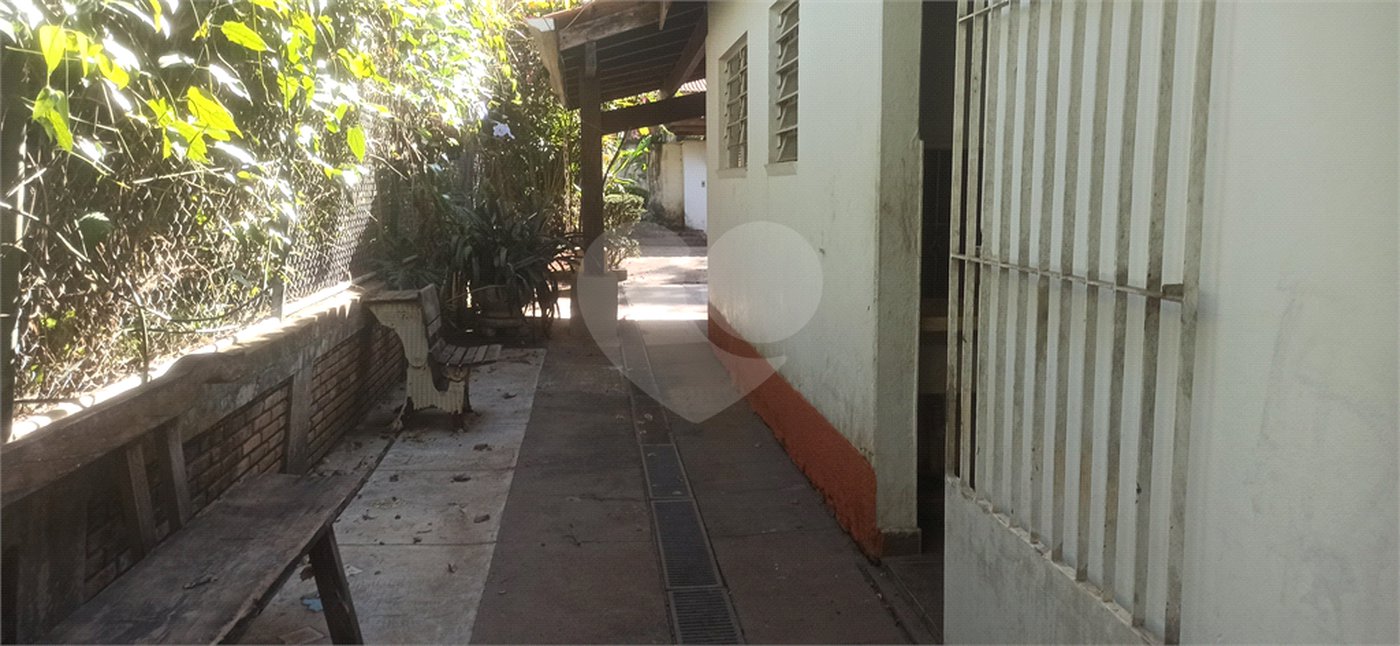 Chácara à venda com 5 quartos, sendo 3 suítes, em Parque Residencial Atibaia, Atibaia, SP
