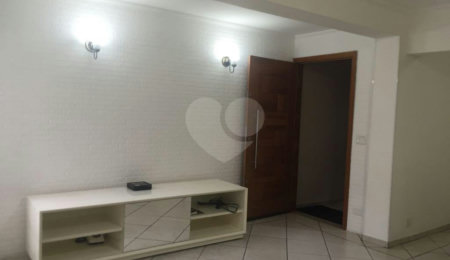 Casa à venda com 3 quartos, sendo 1 suíte,  em Santana, São Paulo, SP