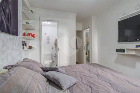Apartamento à venda com 3 quartos, sendo 1 suíte, em Jardim Marajoara, São Paulo, SP