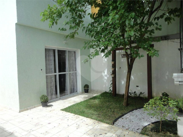 Sobrado à venda com 2 quartos em Chácara Monte Alegre, São Paulo, SP