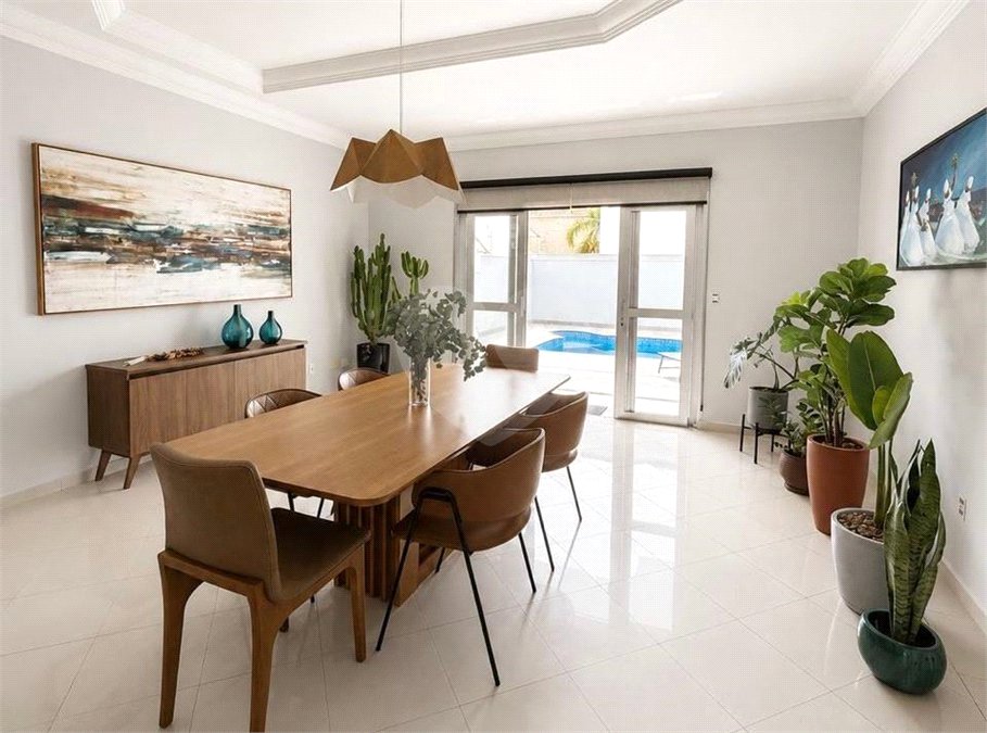 Casa à venda com 4 suítes no condomínio Tivoli, Sorocaba - SP